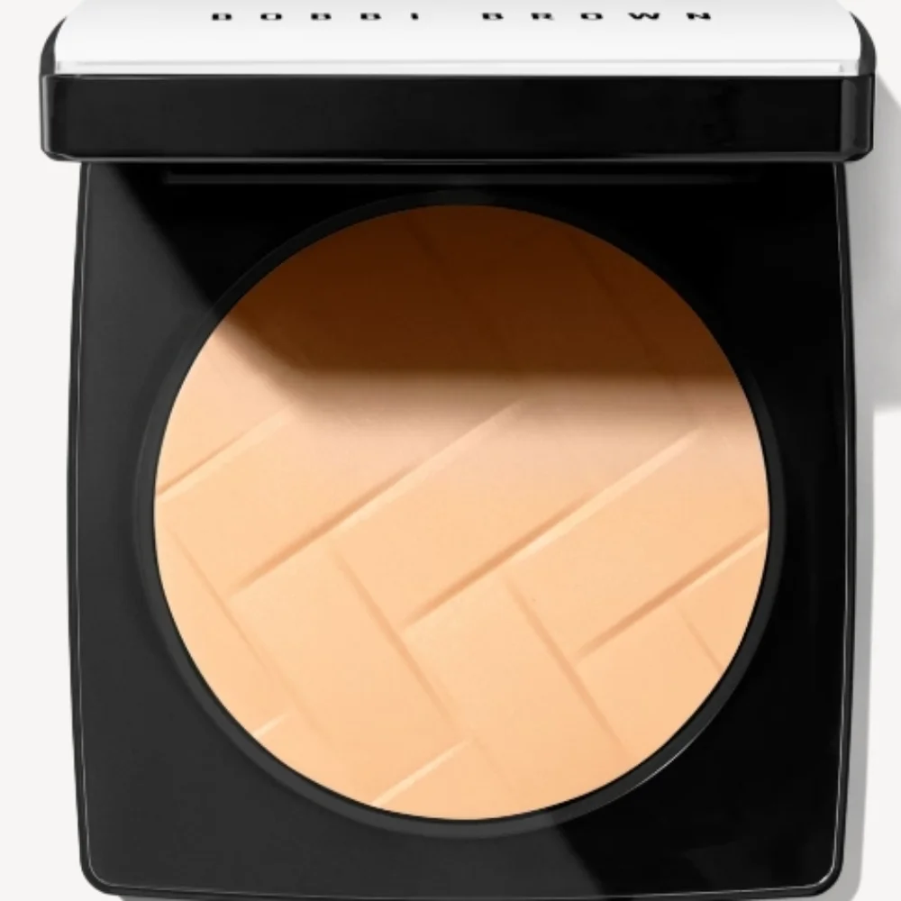 BOBBI BROWN Neutral Vitamin Enriched Pressed Powder